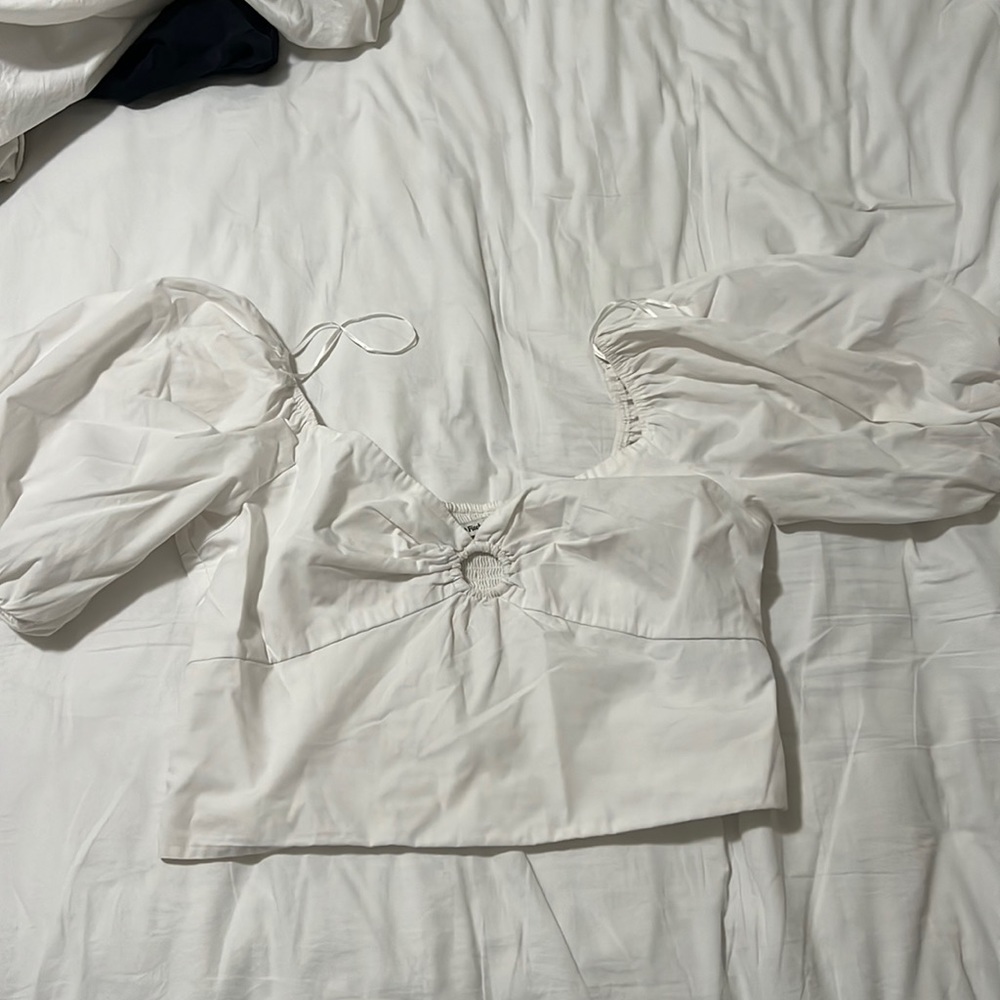 A&F puff sleeve top
